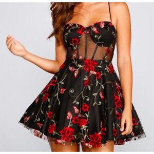 B. Darlin  Juniors corset mini tulle embroidered floral flared mini dress sz 3/4